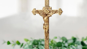 Crucifixo para altar